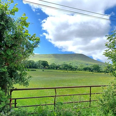 River Cottage@Cwm Mill - Riverside Family Holidays In The Black Mountains Hereford Exterior foto