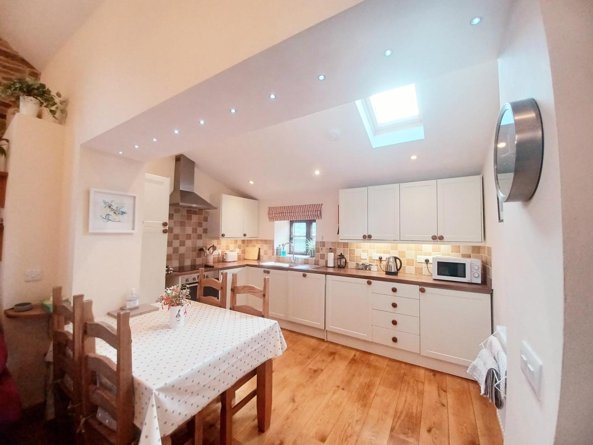 River Cottage@Cwm Mill - Riverside Family Holidays In The Black Mountains Hereford Exterior foto