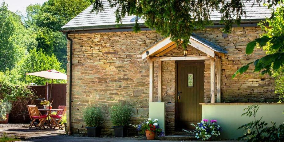 River Cottage@Cwm Mill - Riverside Family Holidays In The Black Mountains Hereford Exterior foto